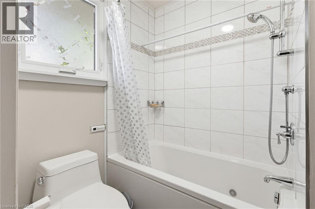 118 Napoli Drive, Hamilton, Ontario  L9C 6X2 - Photo 25 - 40829009