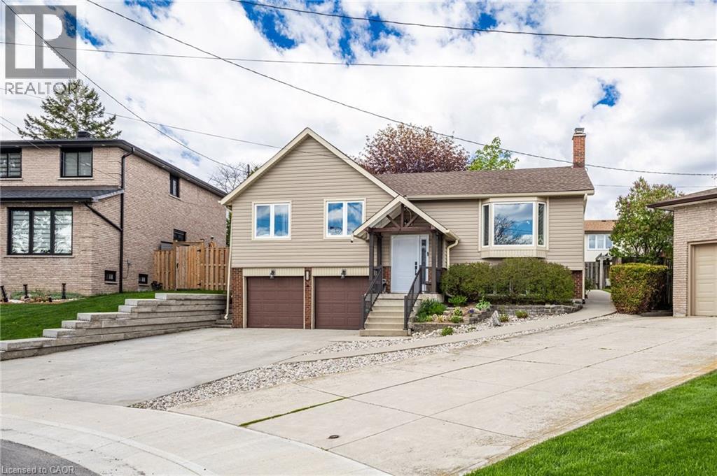 118 Napoli Drive, Hamilton, Ontario  L9C 6X2 - Photo 3 - 40829009