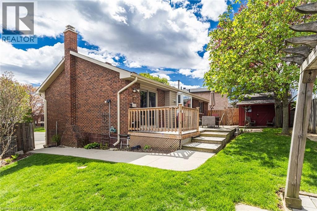 118 Napoli Drive, Hamilton, Ontario  L9C 6X2 - Photo 38 - 40829009