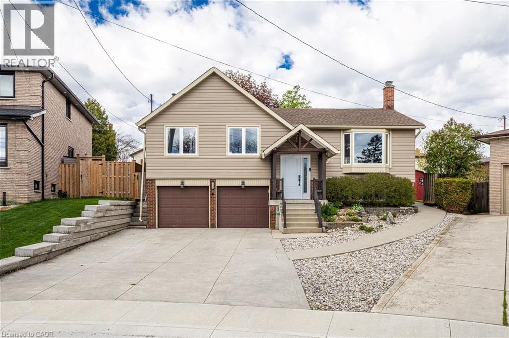 118 Napoli Drive, Hamilton, Ontario  L9C 6X2 - Photo 4 - 40829009