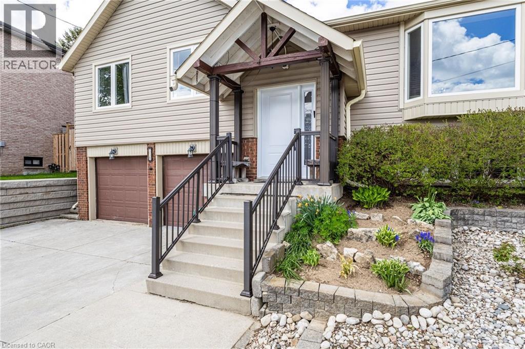 118 Napoli Drive, Hamilton, Ontario  L9C 6X2 - Photo 5 - 40829009