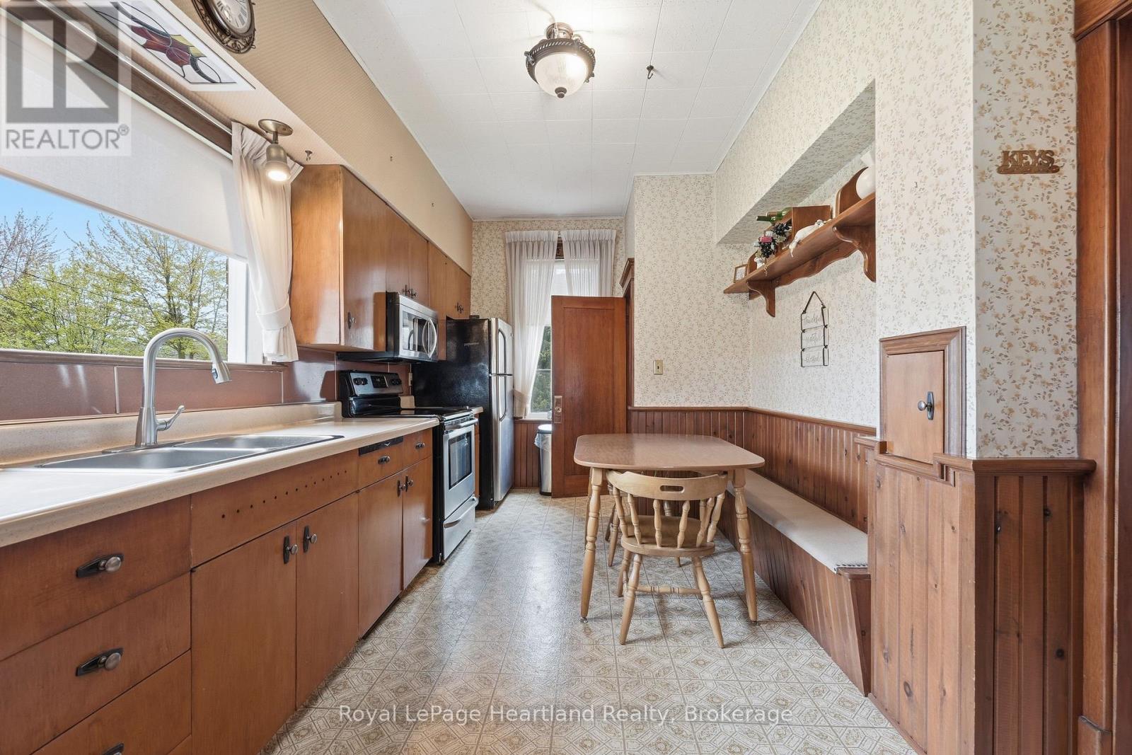 138 St. David Street, West Perth, Ontario  N0K 1N0 - Photo 6 - X13126434
