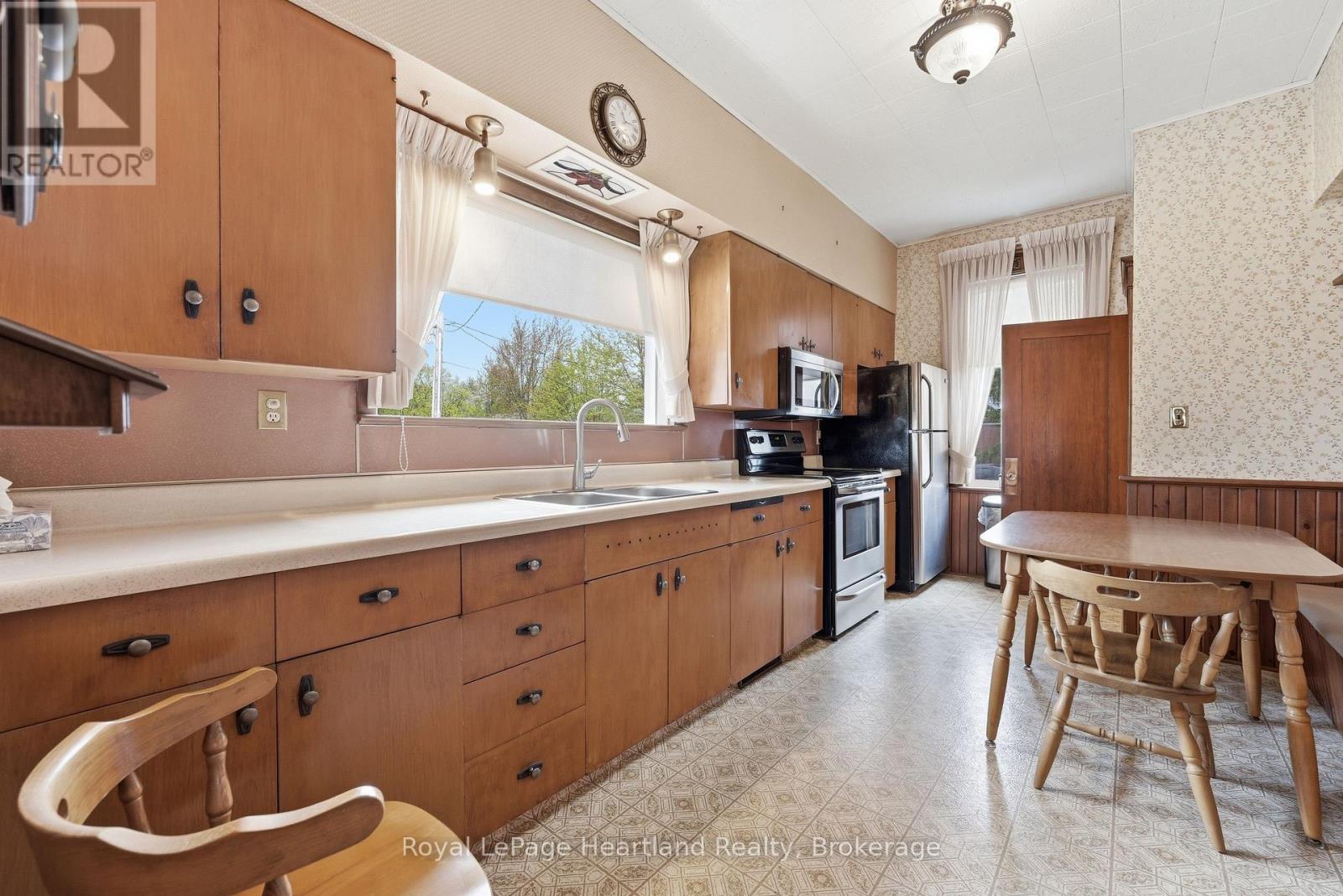 138 St. David Street, West Perth, Ontario  N0K 1N0 - Photo 7 - X13126434
