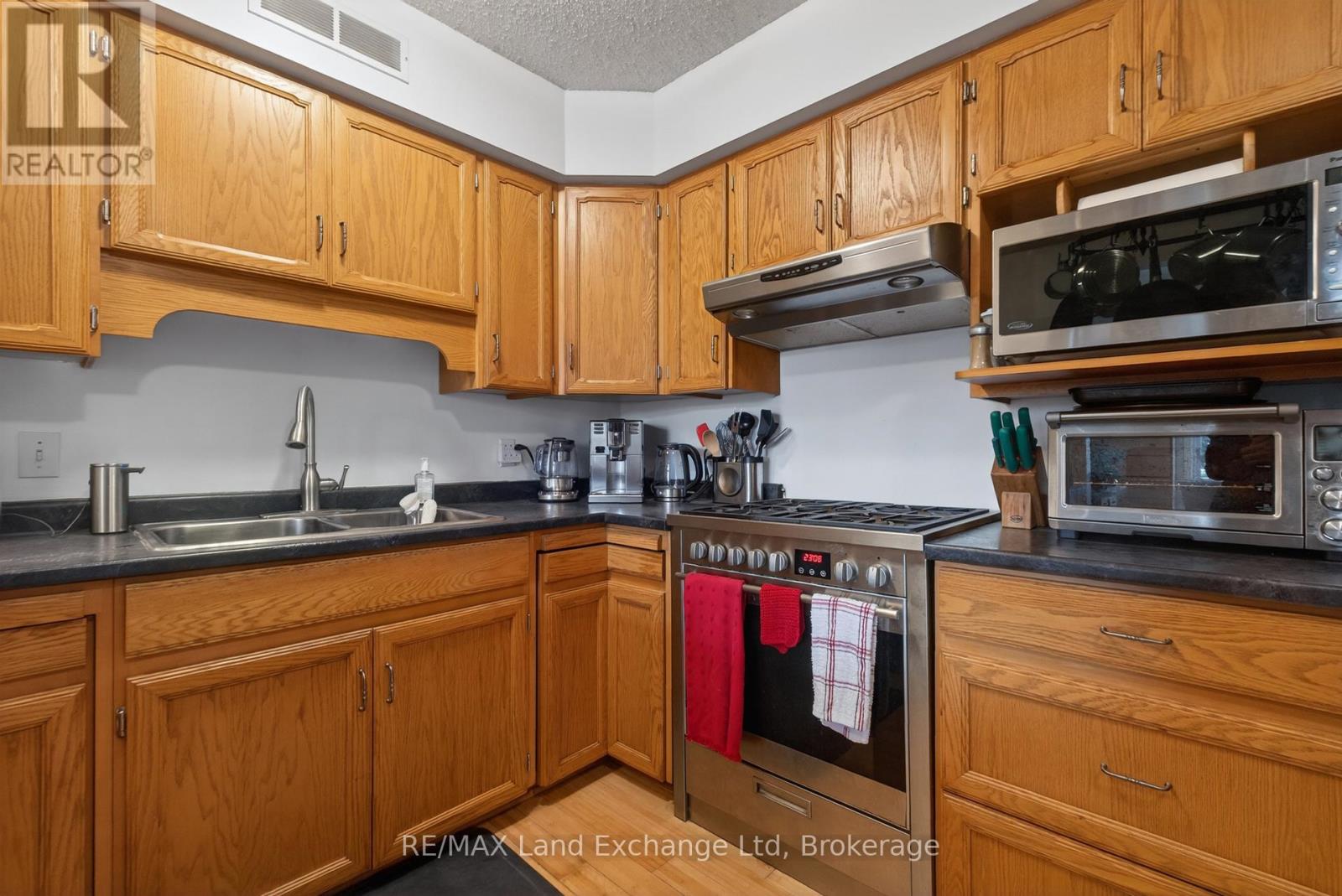 469 Grandview Road, North Huron, Ontario  N0G 2W0 - Photo 16 - X13126490