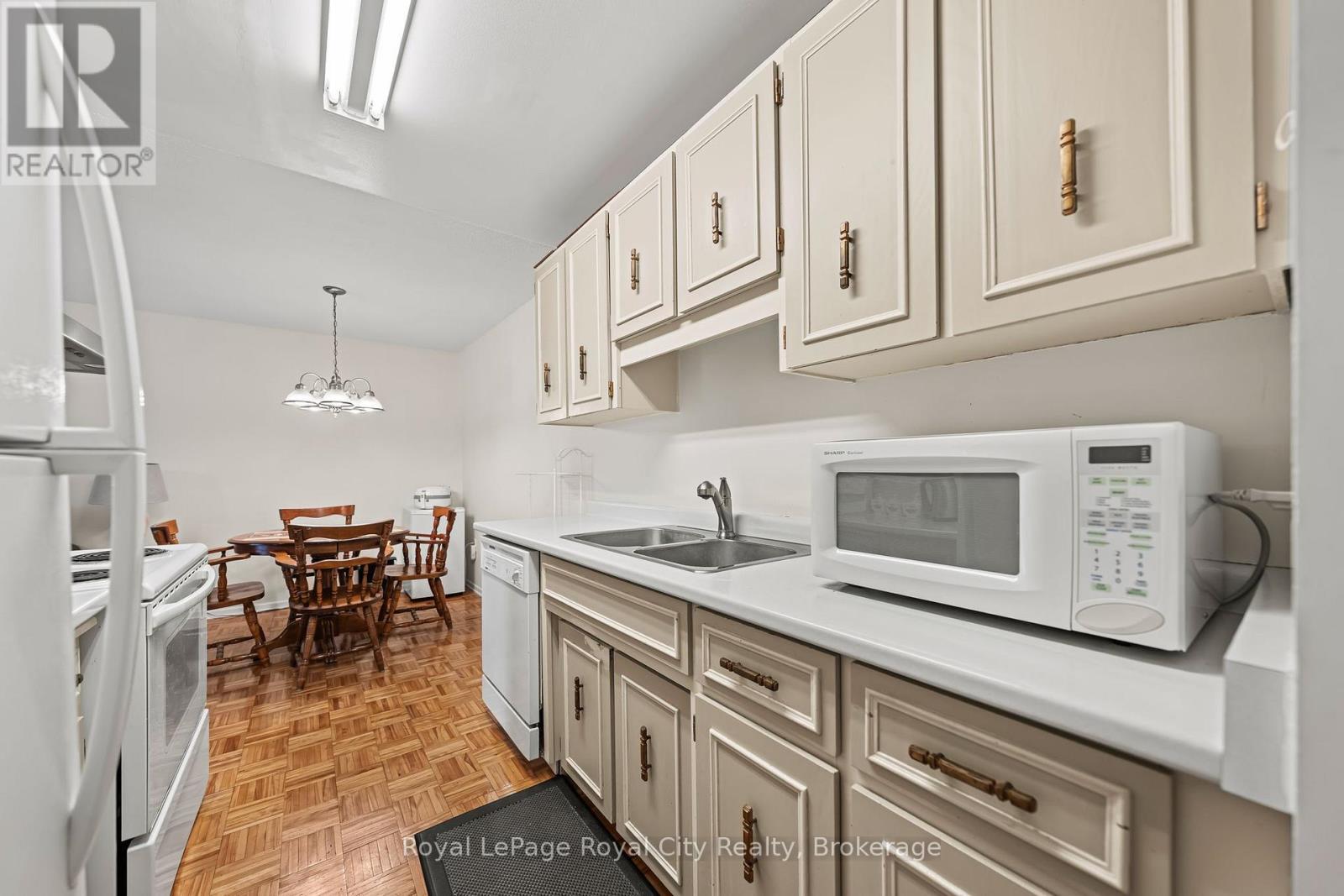 102 - 234 Willow Road, Guelph, Ontario  N1H 7C6 - Photo 8 - X13126540