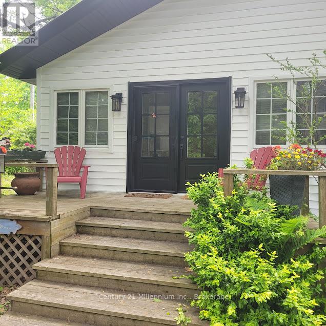 19 Hastings Avenue, Tiny, Ontario  L0L 1P0 - Photo 2 - S13127028