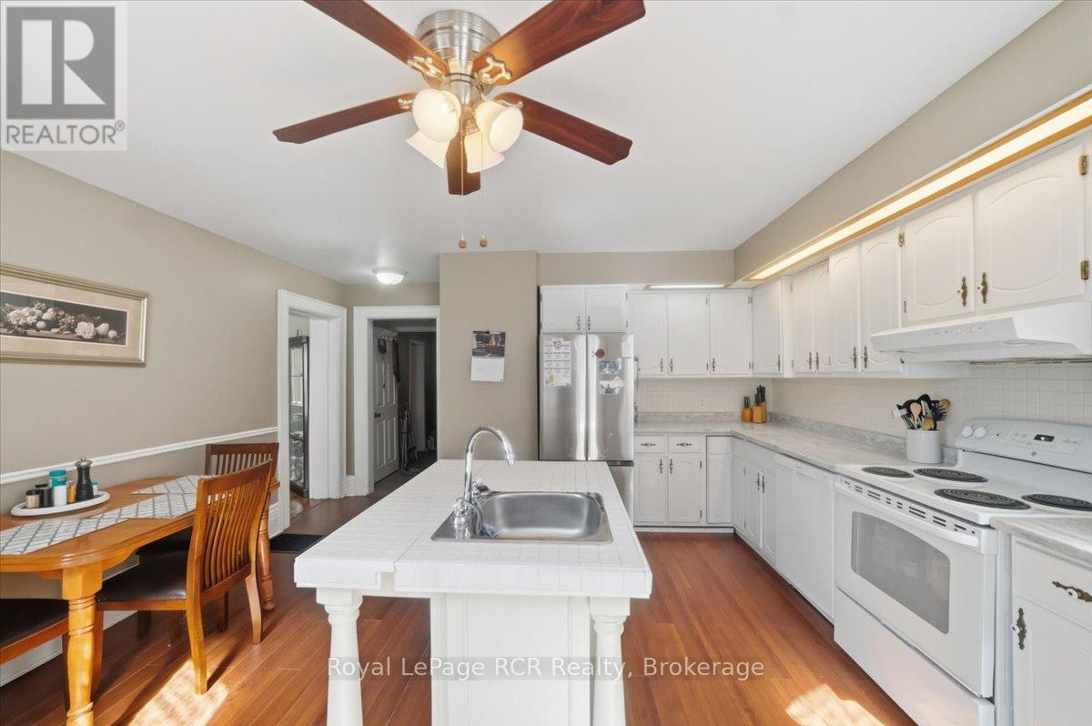 271 7th Street E, Owen Sound, Ontario  N4K 1H8 - Photo 10 - X13127142
