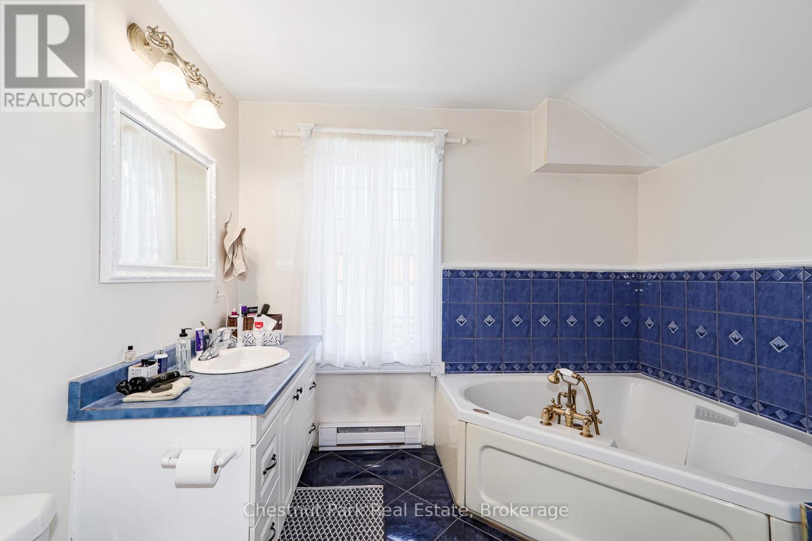 537 Ste Marie Street, Collingwood, Ontario  L9Y 3L2 - Photo 19 - S13127624
