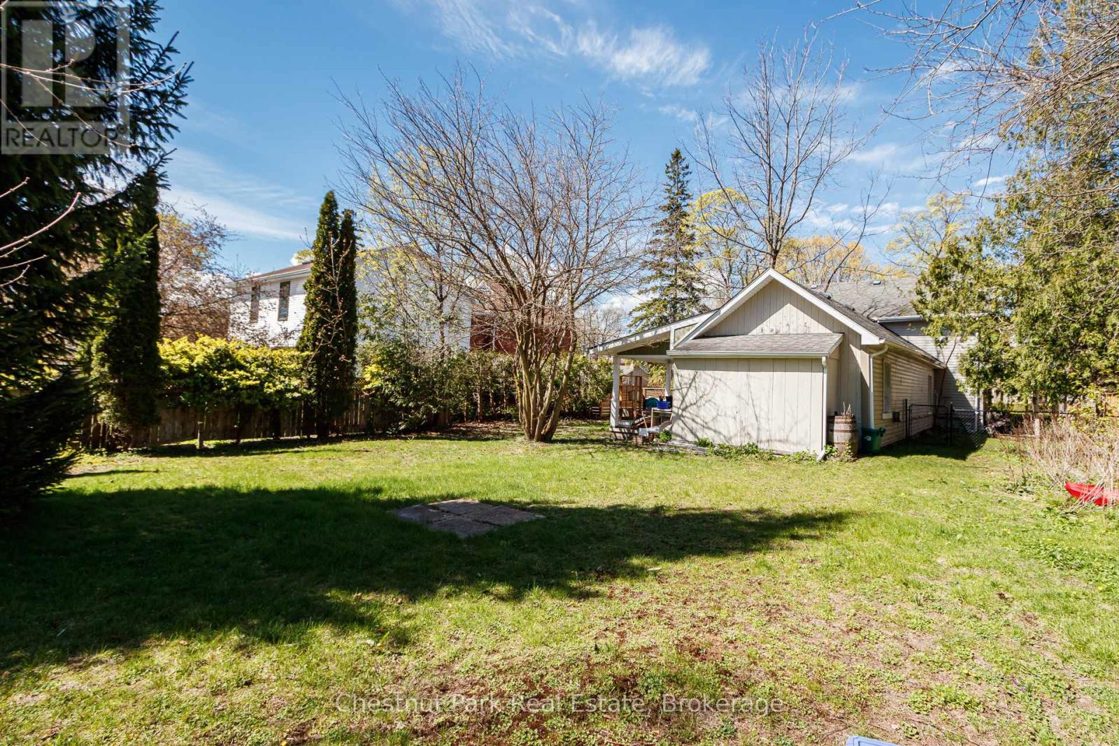 537 Ste Marie Street, Collingwood, Ontario  L9Y 3L2 - Photo 37 - S13127624