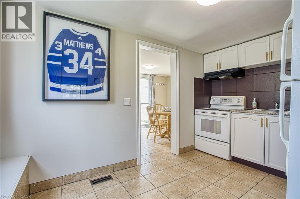 727 Barton Street, Stoney Creek, Ontario  L8E 5L7 - Photo 10 - 40830050