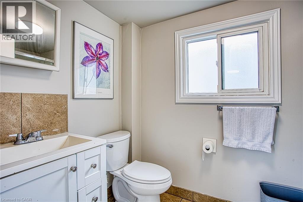 727 Barton Street, Stoney Creek, Ontario  L8E 5L7 - Photo 15 - 40830050