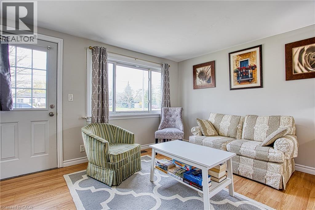 727 Barton Street, Stoney Creek, Ontario  L8E 5L7 - Photo 5 - 40830050