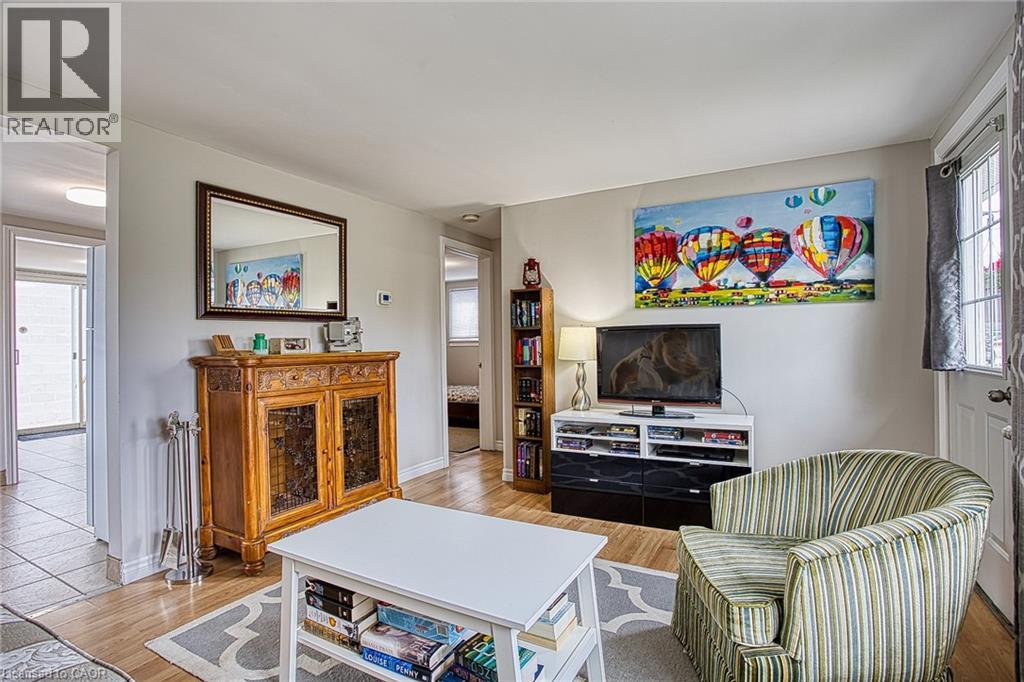 727 Barton Street, Stoney Creek, Ontario  L8E 5L7 - Photo 7 - 40830050