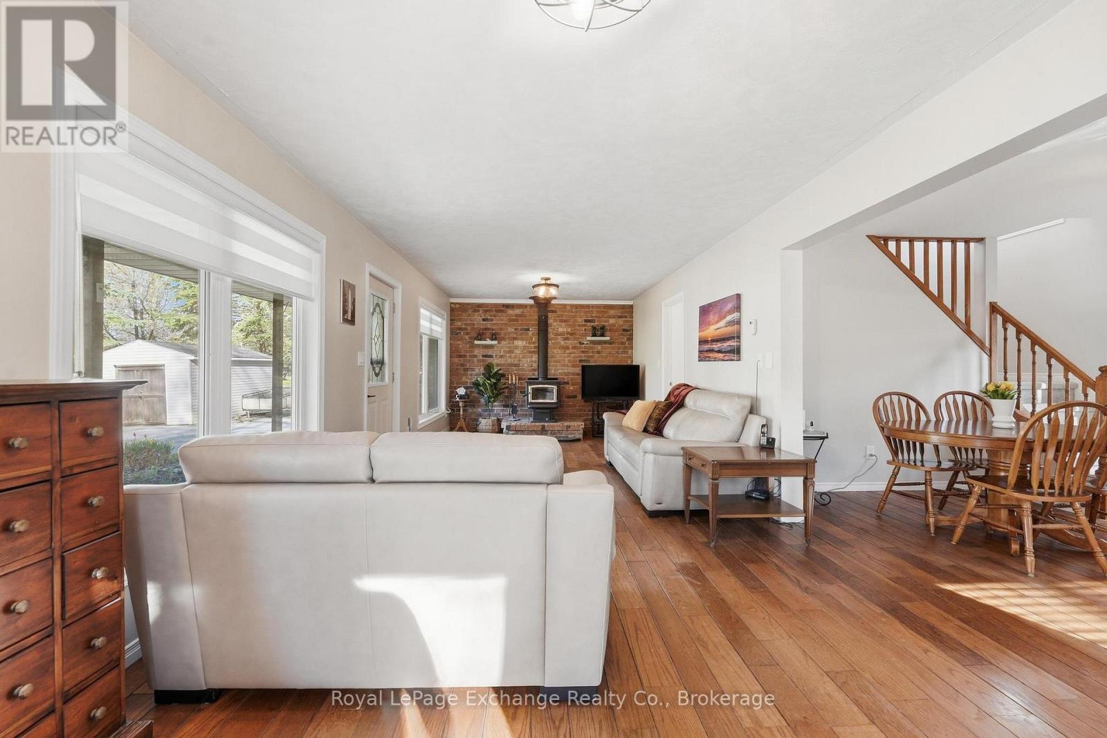 924 Tanglewood Drive, Huron-Kinloss, Ontario  N2Z 2X3 - Photo 5 - X13128366