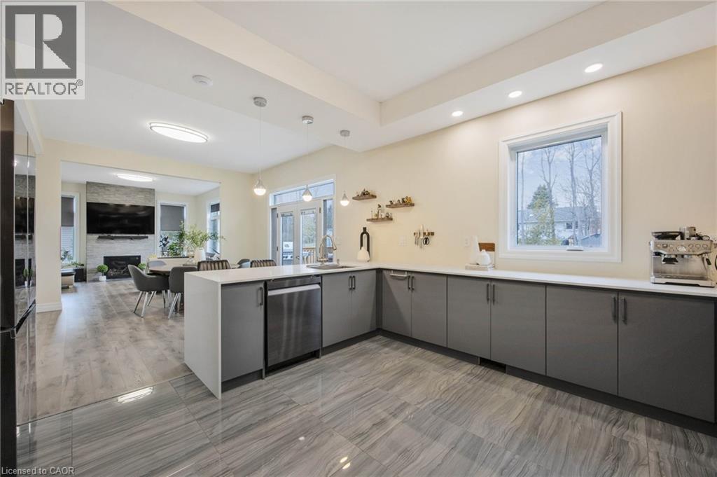 6 Dorothys Drive, Oro-Medonte, Ontario  L0L 1T0 - Photo 10 - 40830343