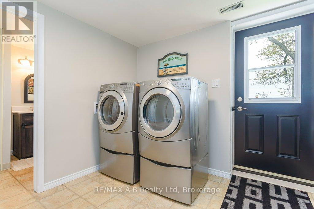 4555 Perth Line 20 Road, Perth South, Ontario  N0K 1V0 - Photo 36 - X13128388