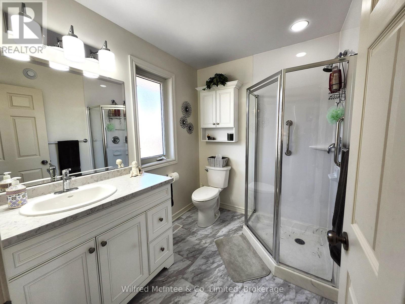 230 4th Street Crescent, Hanover, Ontario  N4N 3S2 - Photo 13 - X13129686