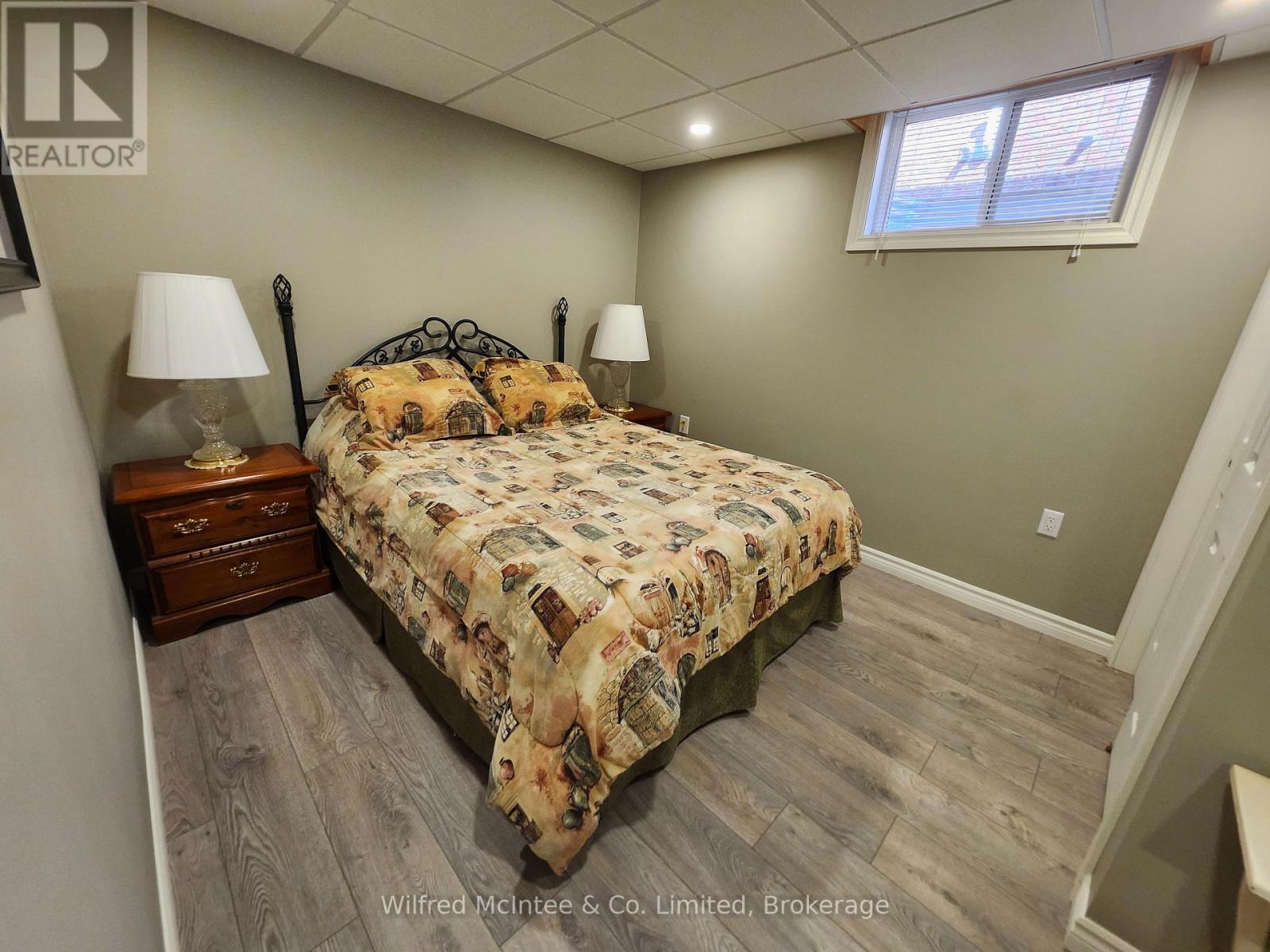 230 4th Street Crescent, Hanover, Ontario  N4N 3S2 - Photo 20 - X13129686