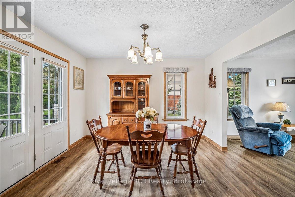 30 Pine Tree Drive, South Bruce Peninsula, Ontario  N0H 1P0 - Photo 10 - X13129798