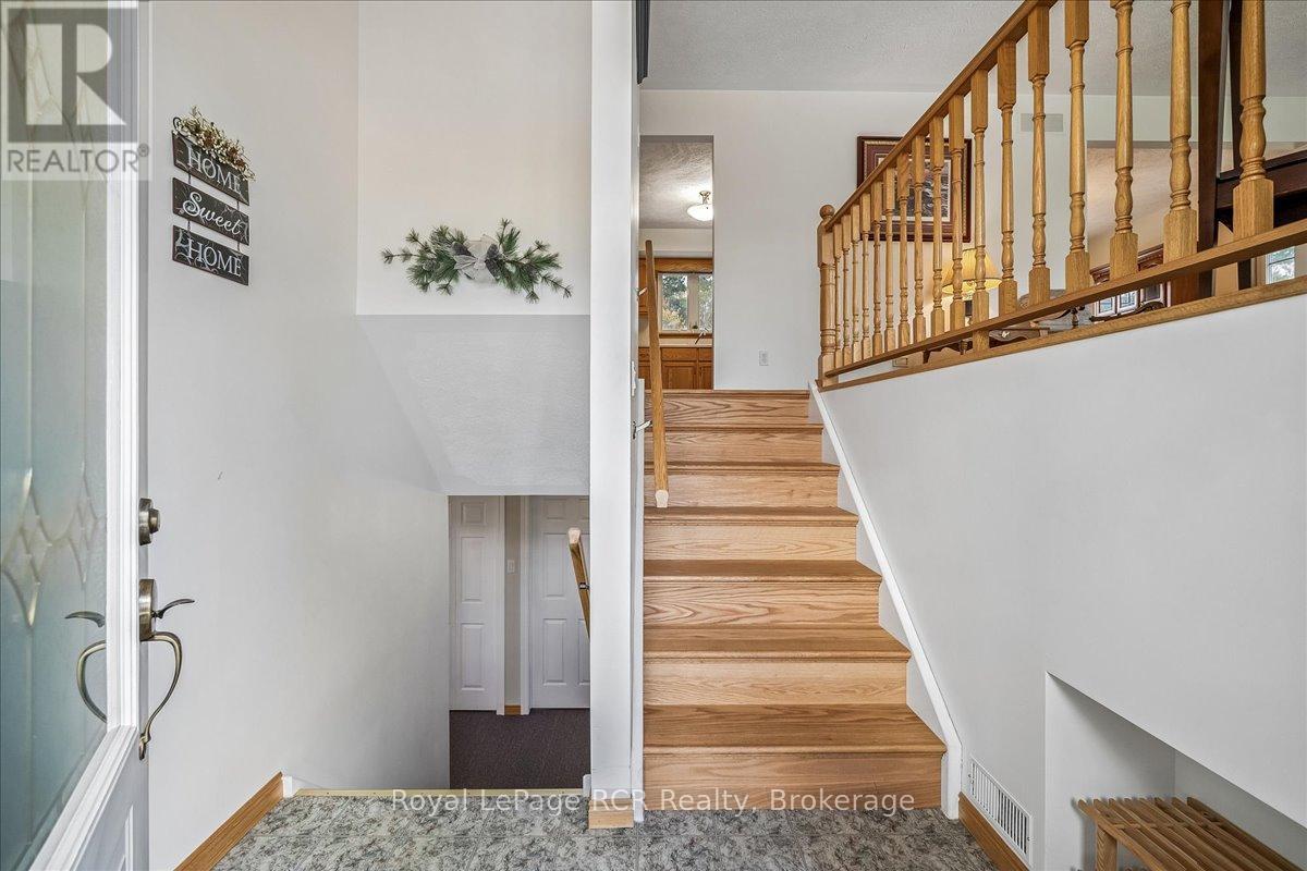 30 Pine Tree Drive, South Bruce Peninsula, Ontario  N0H 1P0 - Photo 4 - X13129798