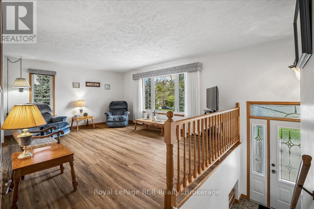 30 Pine Tree Drive, South Bruce Peninsula, Ontario  N0H 1P0 - Photo 5 - X13129798