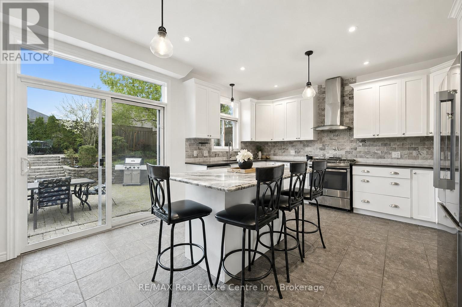 7 Hardy Street, Guelph, Ontario  N1E 5G4 - Photo 7 - X13130642