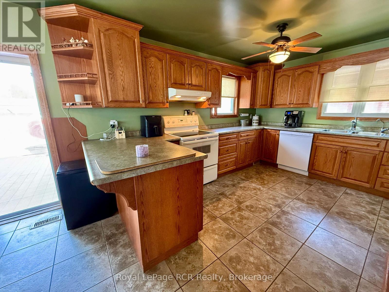 605 7th Avenue, Hanover, Ontario  N4N 2J9 - Photo 16 - X13130940