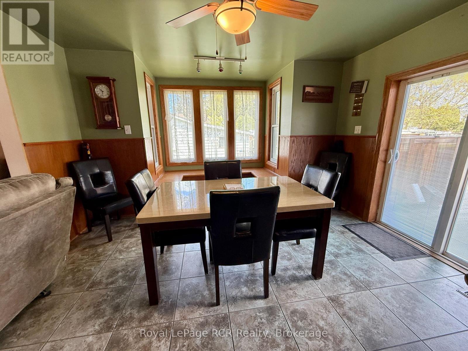 605 7th Avenue, Hanover, Ontario  N4N 2J9 - Photo 17 - X13130940