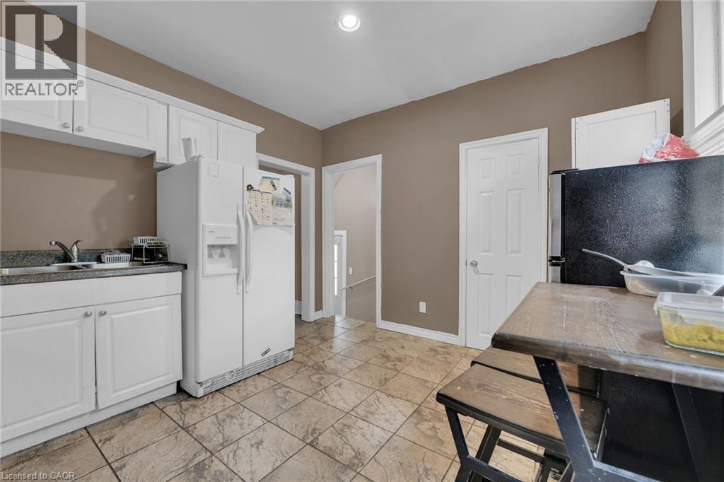 738 King Street W, Hamilton, Ontario  L8S 1J8 - Photo 10 - 40827885