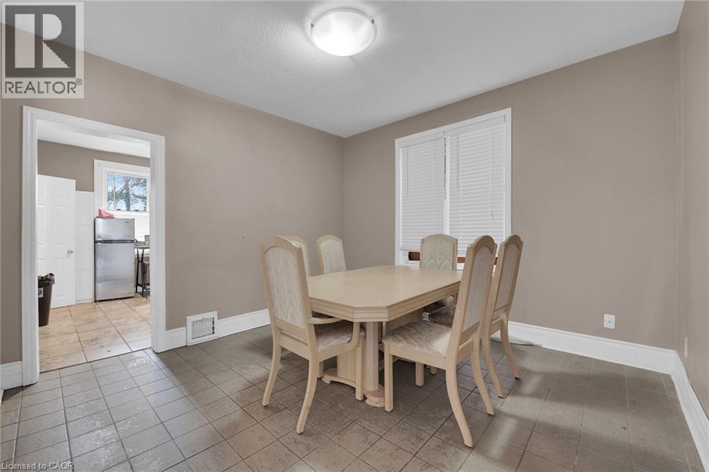 738 King Street W, Hamilton, Ontario  L8S 1J8 - Photo 12 - 40827885