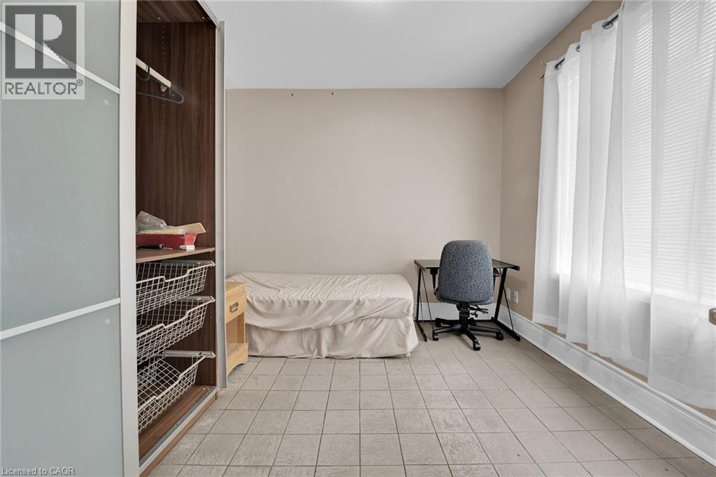 738 King Street W, Hamilton, Ontario  L8S 1J8 - Photo 15 - 40827885