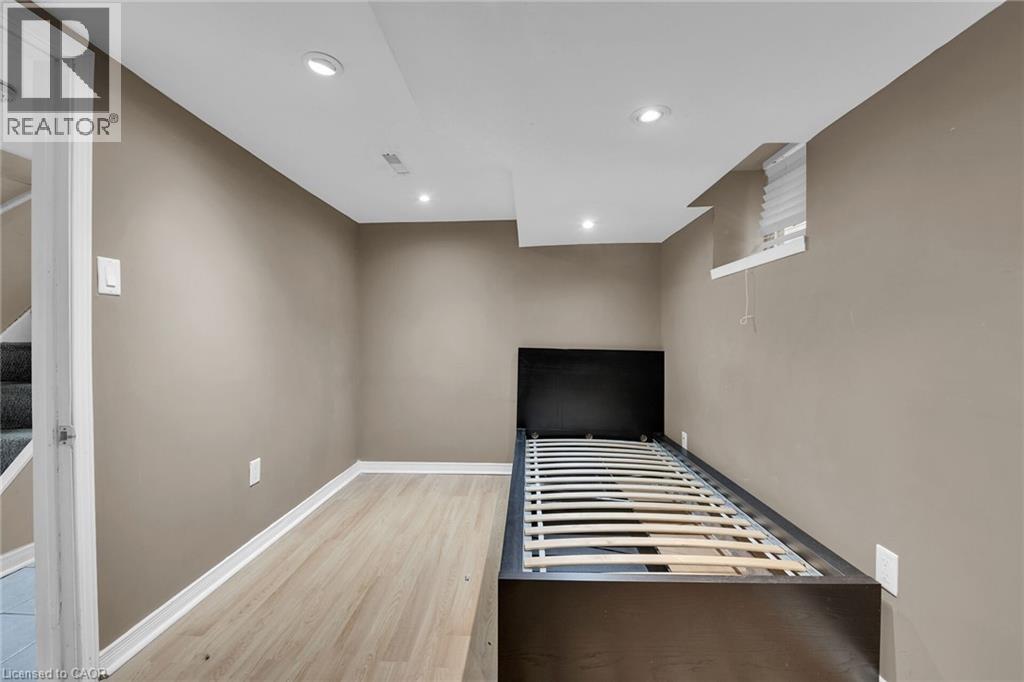 738 King Street W, Hamilton, Ontario  L8S 1J8 - Photo 30 - 40827885