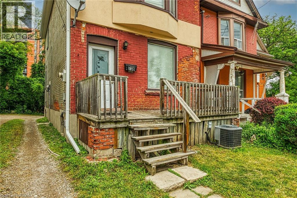 738 King Street W, Hamilton, Ontario  L8S 1J8 - Photo 5 - 40827885