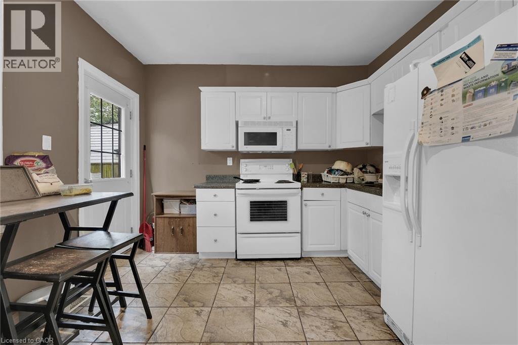 738 King Street W, Hamilton, Ontario  L8S 1J8 - Photo 6 - 40827885