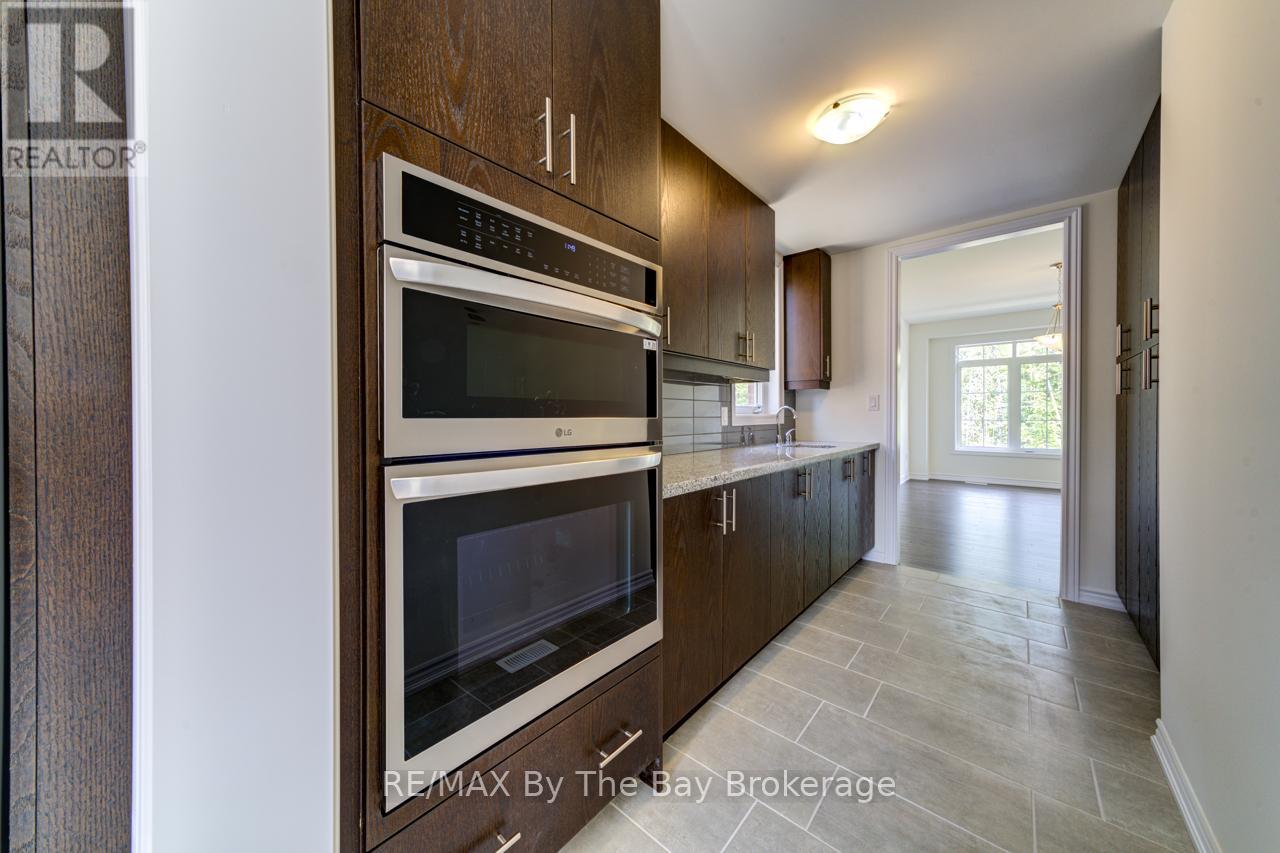 174 Mapleside Drive, Wasaga Beach, Ontario  L9Z 0L4 - Photo 11 - S13131452