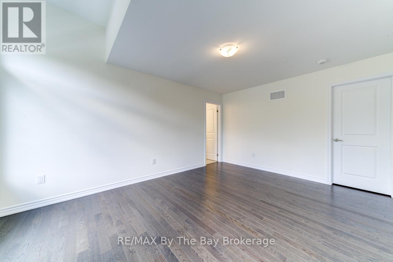 174 Mapleside Drive, Wasaga Beach, Ontario  L9Z 0L4 - Photo 33 - S13131452