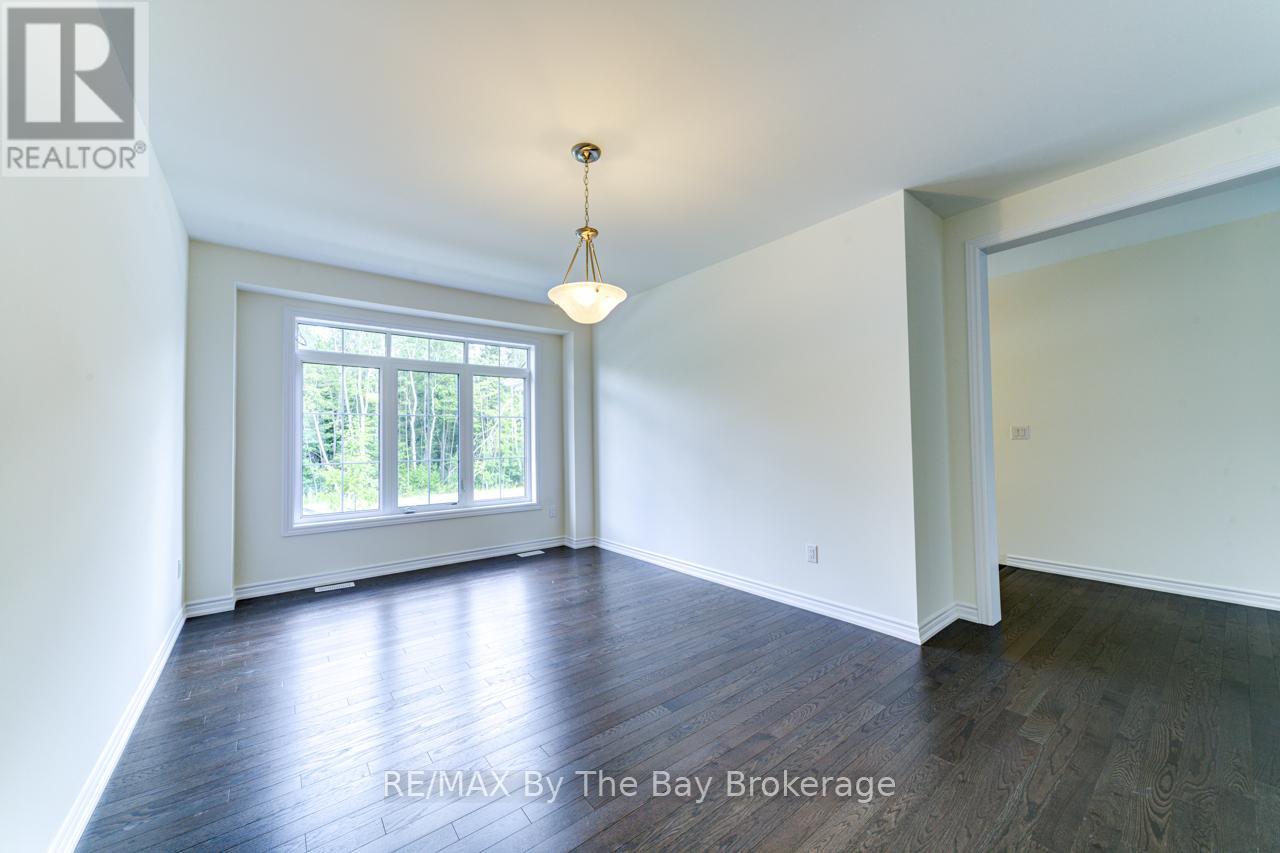 174 Mapleside Drive, Wasaga Beach, Ontario  L9Z 0L4 - Photo 4 - S13131452