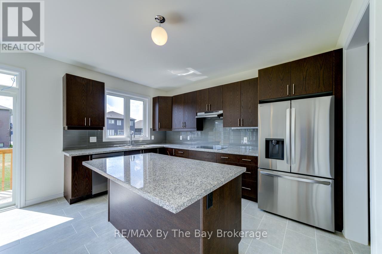 174 Mapleside Drive, Wasaga Beach, Ontario  L9Z 0L4 - Photo 9 - S13131452