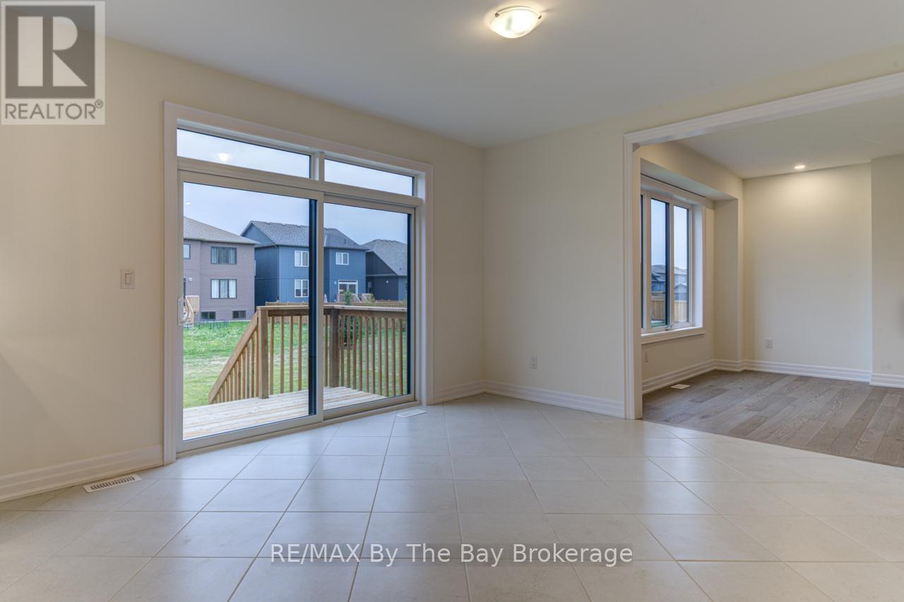 182 Mapleside Drive, Wasaga Beach, Ontario  L9Z 0L4 - Photo 7 - S13131466