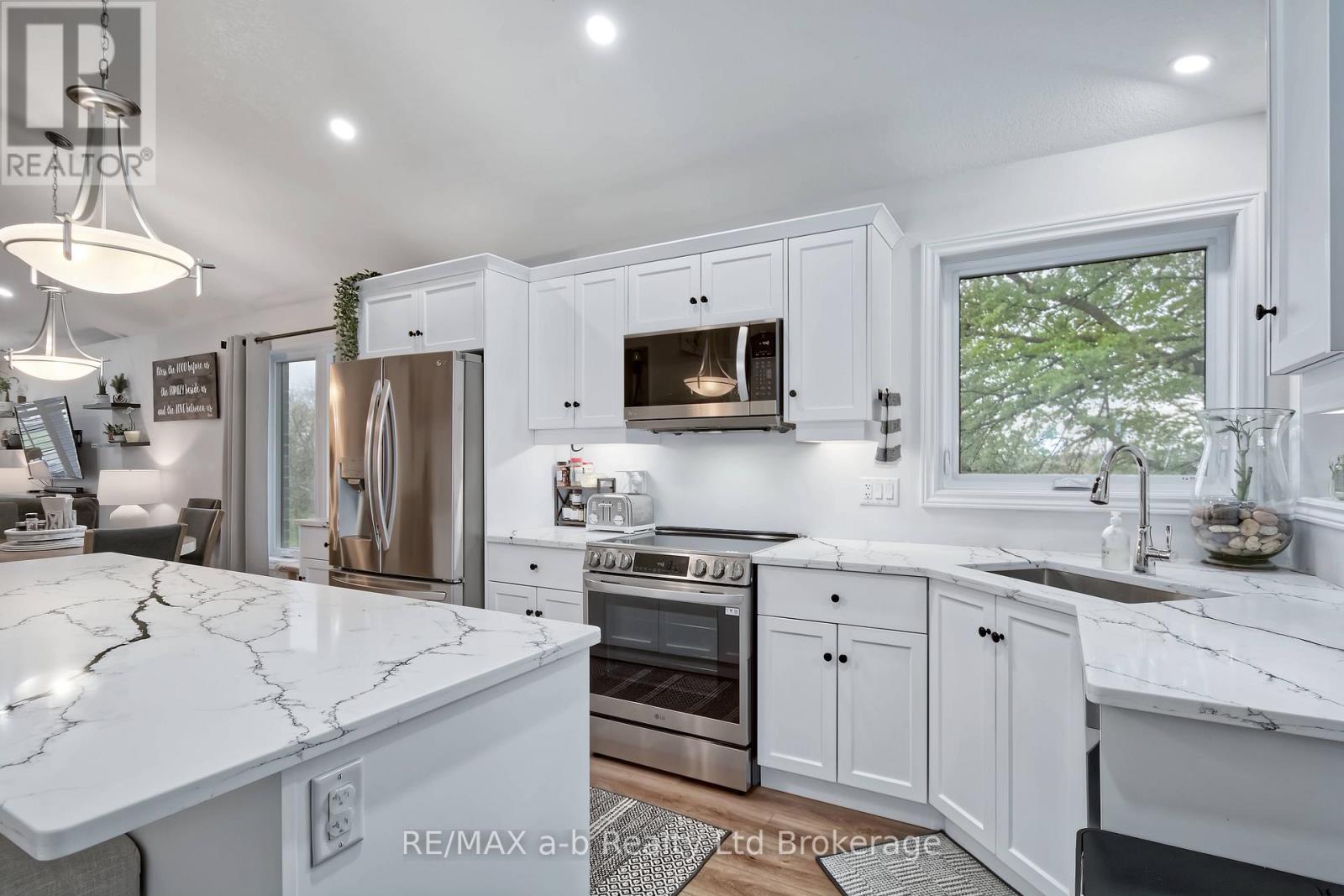 305 Robinson Street, Woodstock, Ontario  N4S 3B8 - Photo 11 - X13131530