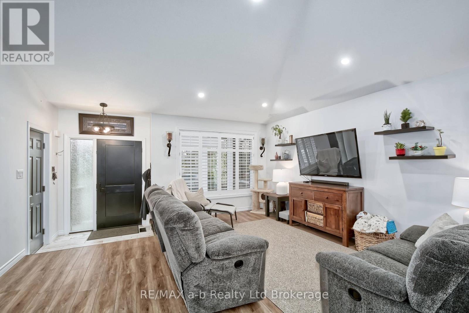 305 Robinson Street, Woodstock, Ontario  N4S 3B8 - Photo 13 - X13131530