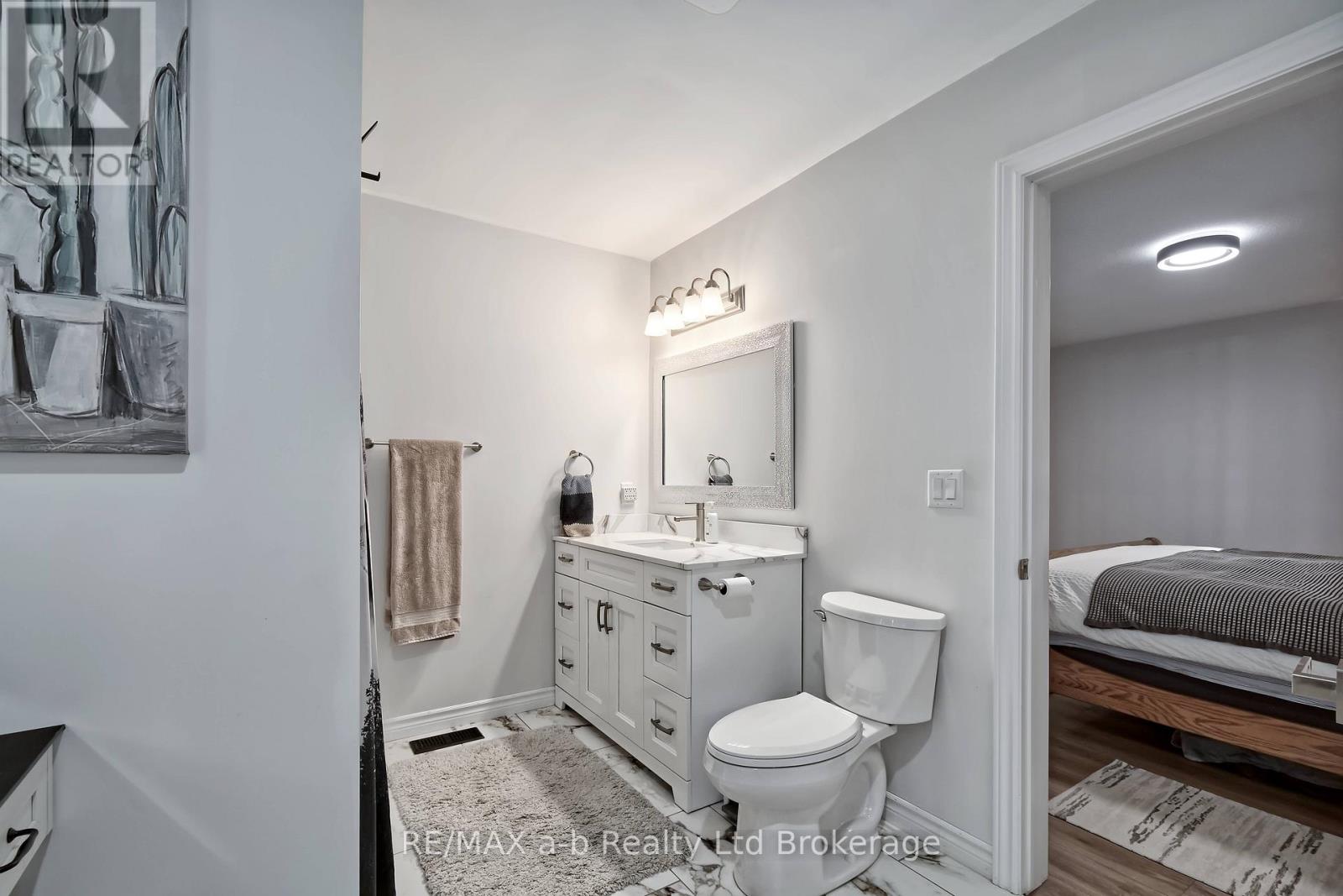 305 Robinson Street, Woodstock, Ontario  N4S 3B8 - Photo 23 - X13131530