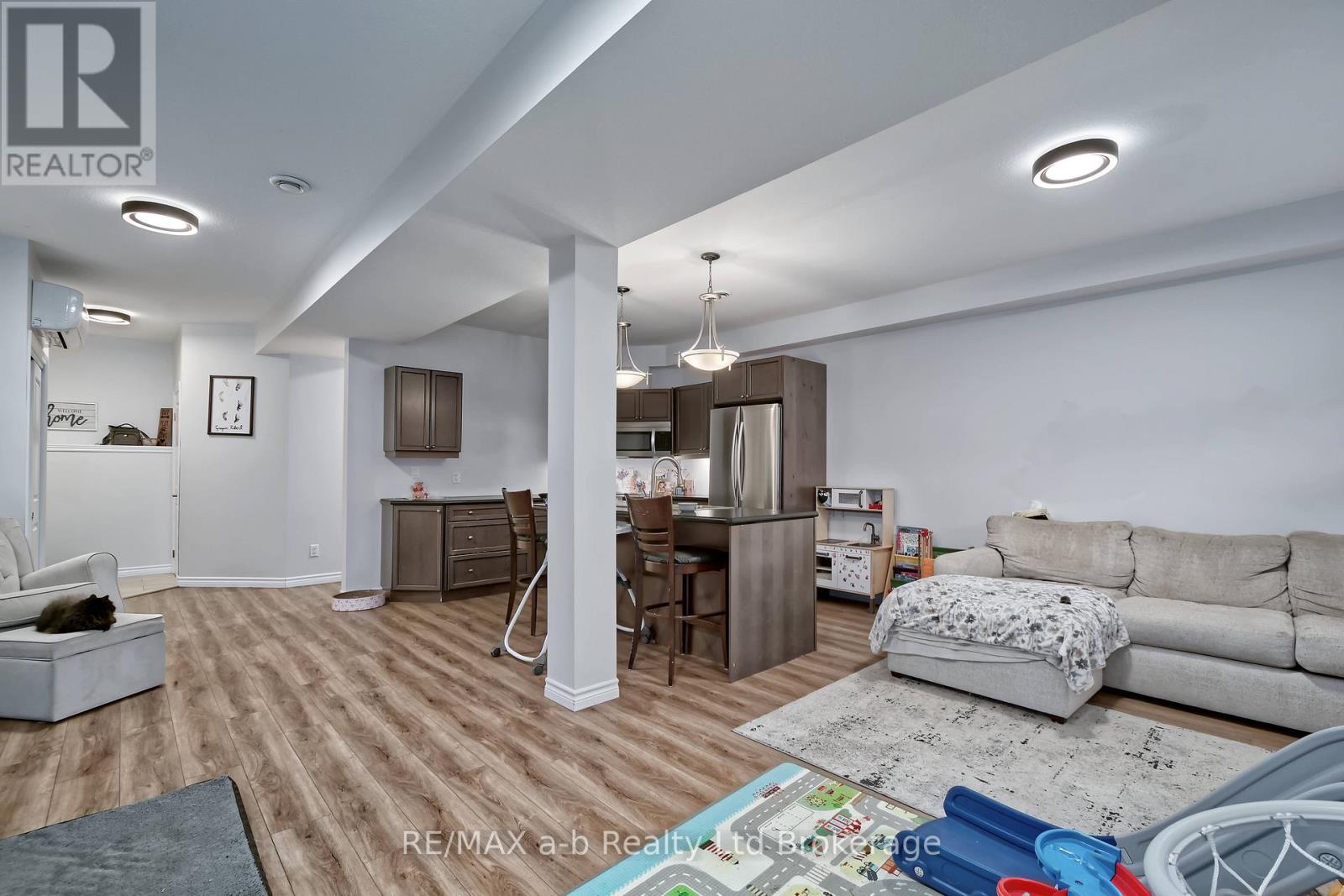 305 Robinson Street, Woodstock, Ontario  N4S 3B8 - Photo 27 - X13131530