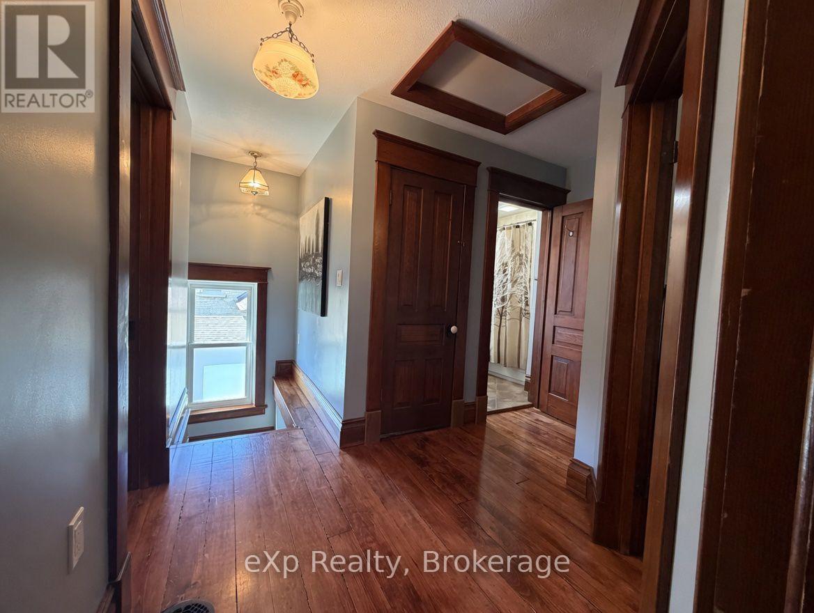625 Gibson Street, Brockton, Ontario  N0G 2V0 - Photo 10 - X13131654