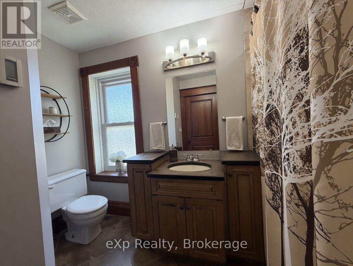 625 Gibson Street, Brockton, Ontario  N0G 2V0 - Photo 11 - X13131654