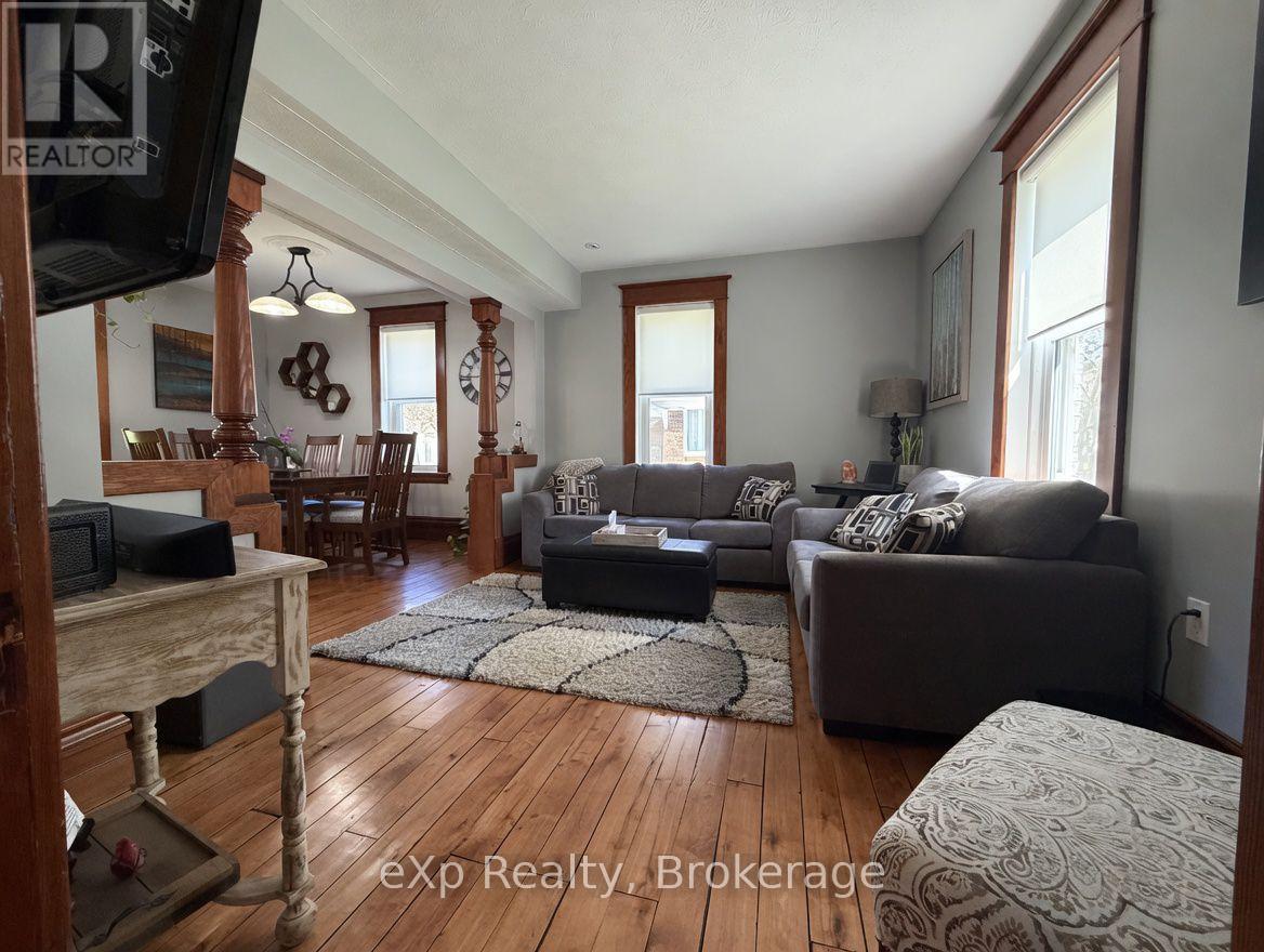 625 Gibson Street, Brockton, Ontario  N0G 2V0 - Photo 4 - X13131654