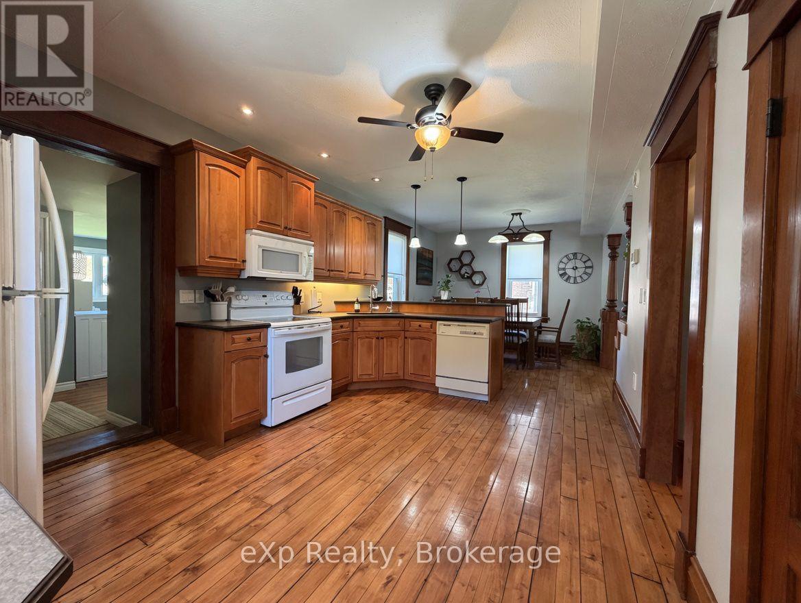 625 Gibson Street, Brockton, Ontario  N0G 2V0 - Photo 8 - X13131654