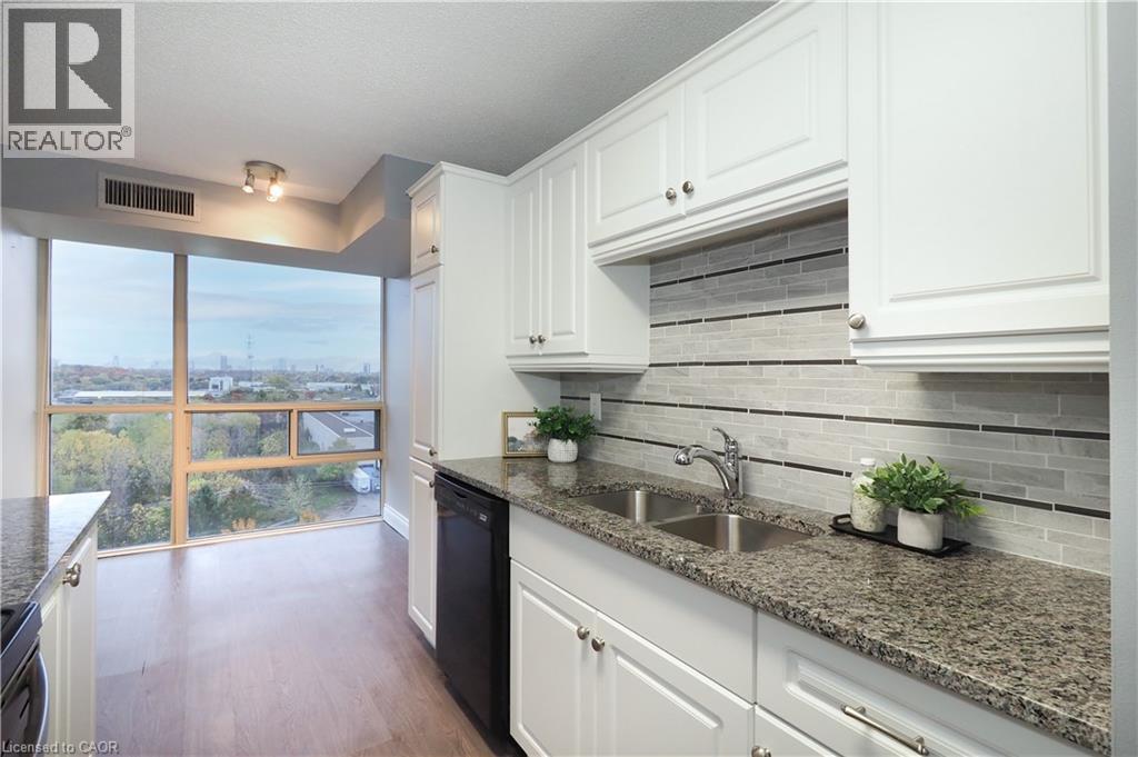 55 Blue Springs Drive Unit# Ph12, Waterloo, Ontario  N2J 4T3 - Photo 18 - 40830418