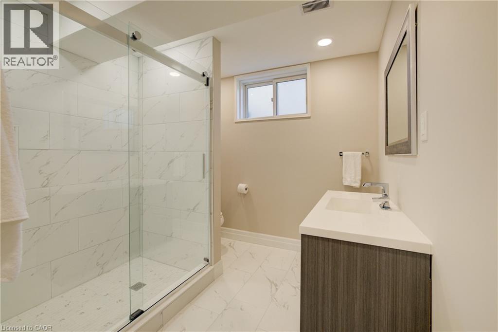 439 Northlake Drive, Waterloo, Ontario  N2V 1Y6 - Photo 31 - 40830331