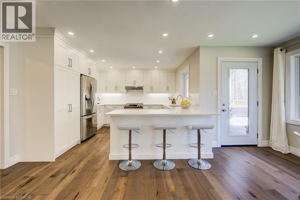 439 Northlake Drive, Waterloo, Ontario  N2V 1Y6 - Photo 4 - 40830331